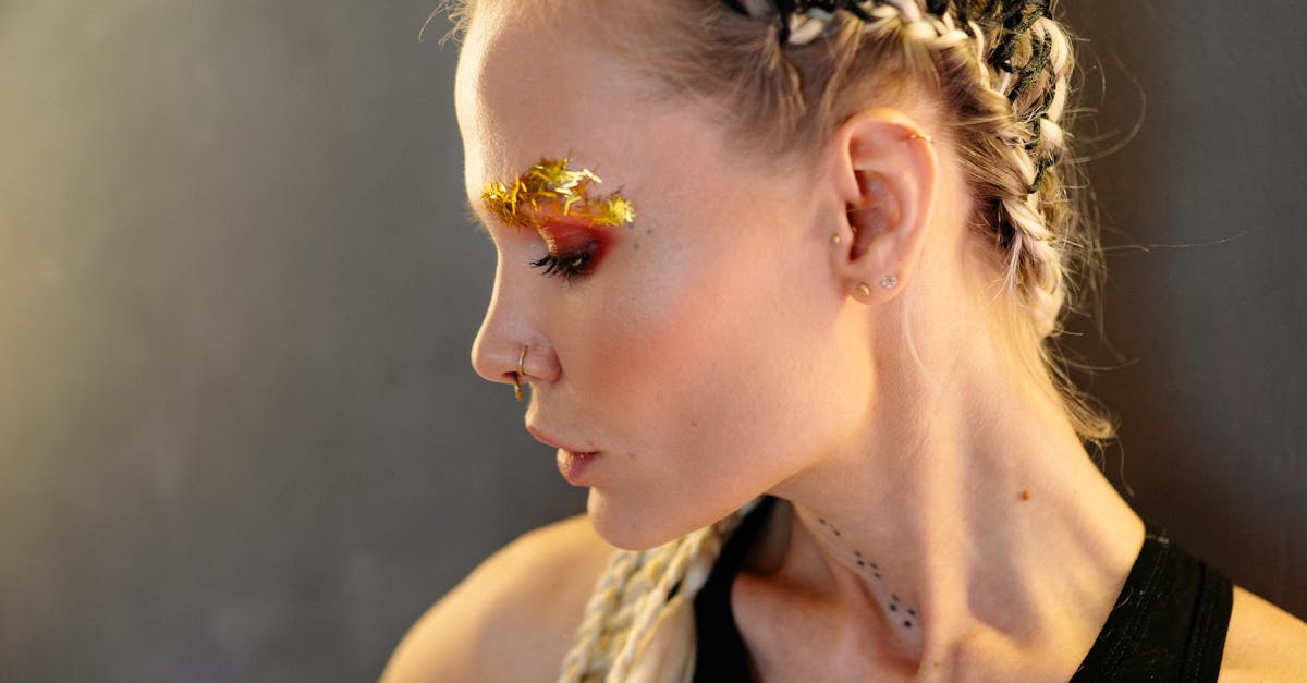 Choosing the Right Pigment for Ombre Powder Brows