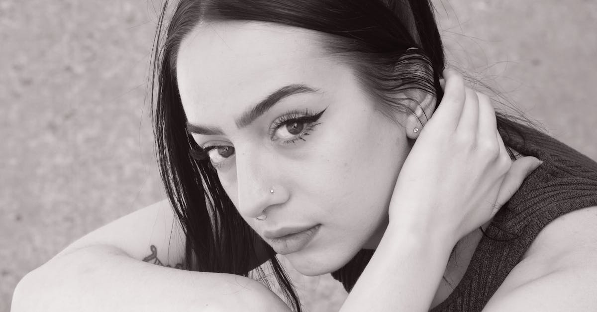 Exploring Natural Ingredients in Organic Eyebrow Pigments