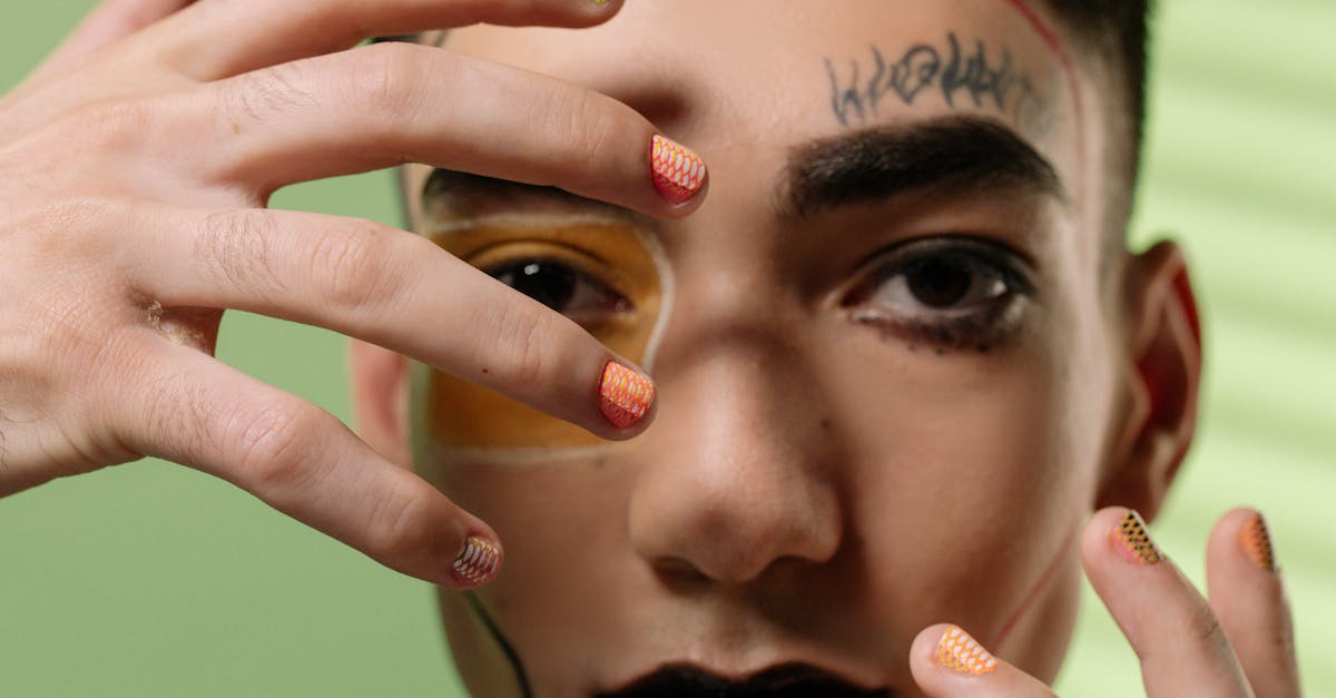 How Color-Adjusting Pigments Adapt to Skin Tone